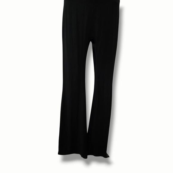 SHEIN Women’s Black Strapless Flared Jumpsuit XS – Stretchy Polyester Spandex - Picture 2 of 9